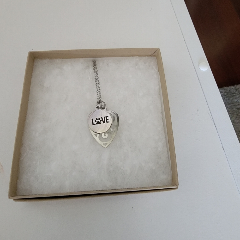 NIB Heart and "Love" 🐾 Stainless Steel Necklace